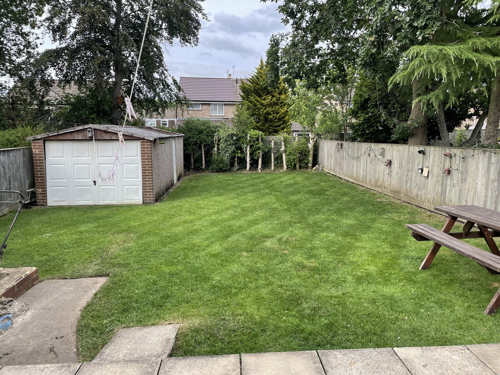 Garden after a full lawn renovation by Apex Landscapes